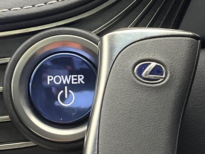 2017 Lexus LS thumbnail 62