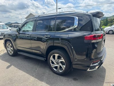 2023 Toyota LAND CRUISER 300 — фото 45