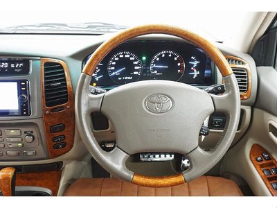 صورة 12 لـ 2006 Toyota LAND CRUISER 100