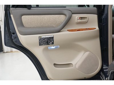 صورة 16 لـ 2006 Toyota LAND CRUISER 100