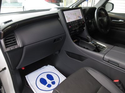 2023 Toyota ALPHARD — фото 15