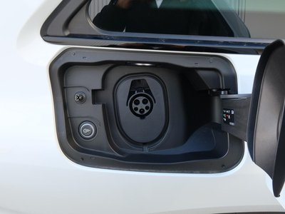 صورة 45 لـ 2025 AUDI A6 AVANT E-TRON