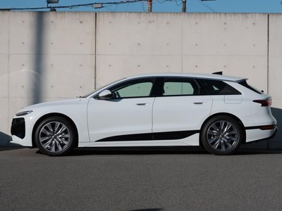 صورة 10 لـ 2025 AUDI A6 AVANT E-TRON