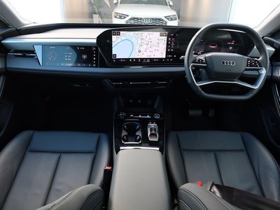 صورة 19 لـ 2025 AUDI A6 AVANT E-TRON