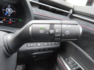 صورة 28 لـ 2024 Lexus LBX