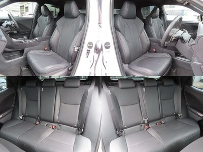 صورة 11 لـ 2024 Lexus LBX