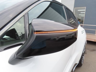 صورة 72 لـ 2024 Lexus LBX