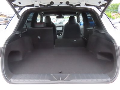 صورة 52 لـ 2024 Lexus LBX