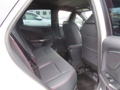 صورة 43 لـ 2024 Lexus LBX
