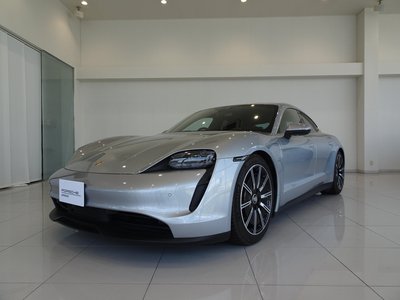 2021 Porsche TAYCAN 照片 3