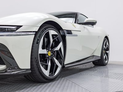صورة 25 لـ 2025 Ferrari 12 CILINDRI