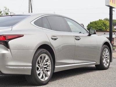 صورة مصغرة 12 لـ 2023 Lexus LS