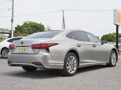 صورة مصغرة 5 لـ 2023 Lexus LS