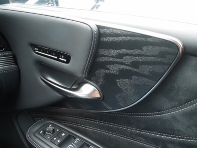 صورة مصغرة 55 لـ 2023 Lexus LS