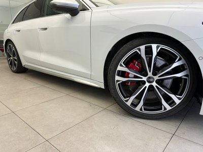 2025 AUDI S5 AVANT photo 10