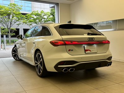 2025 AUDI S5 AVANT photo 9