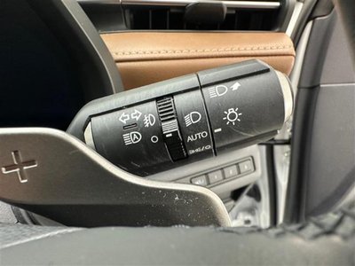 صورة 14 لـ 2024 Lexus LBX