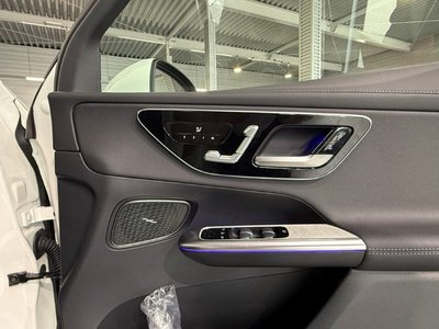 2025 Mercedes-BENZ GLC photo 15
