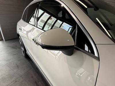 2025 Mercedes-BENZ GLC photo 12