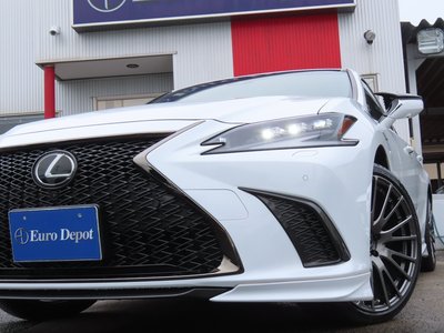2024 Lexus ES thumbnail 24