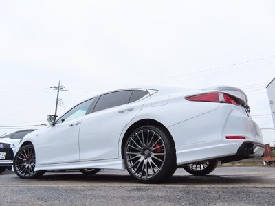 2024 Lexus ES thumbnail 44