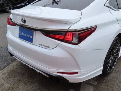 2024 Lexus ES thumbnail 37