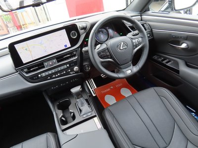 2024 Lexus ES thumbnail 53