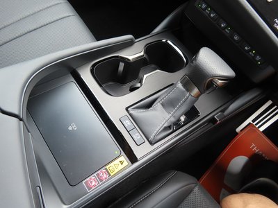 2024 Lexus ES thumbnail 77
