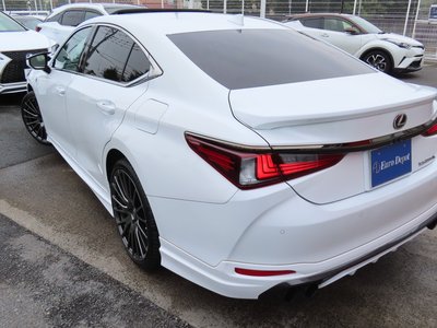 2024 Lexus ES thumbnail 43