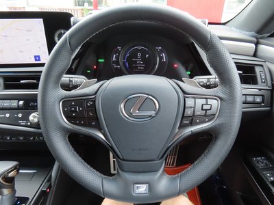 2024 Lexus ES thumbnail 63