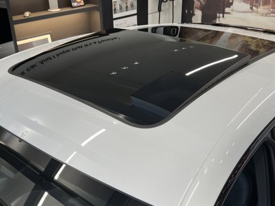 2021 Porsche MACAN thumbnail 19