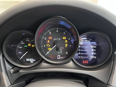 2021 Porsche MACAN photo 13