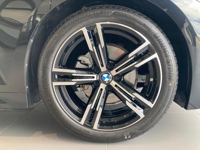 2025 BMW 3 SERIES — фото 8