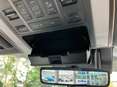 2025 Toyota ALPHARD photo 30