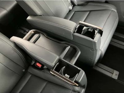 2025 Toyota ALPHARD photo 40
