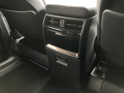 2025 Toyota ALPHARD photo 46
