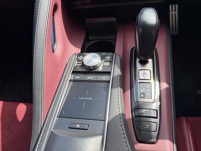 2017 Lexus LC 照片 23