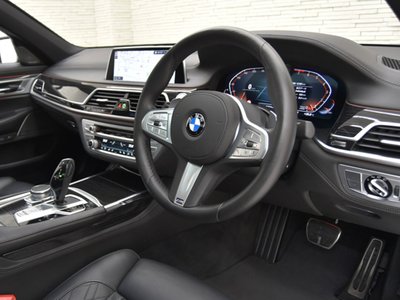 صورة 11 لـ 2020 BMW 7 SERIES