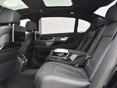 صورة 15 لـ 2020 BMW 7 SERIES