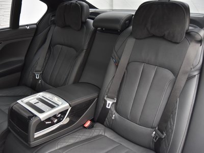 صورة 13 لـ 2020 BMW 7 SERIES