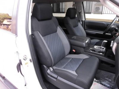 صورة 13 لـ 2016 Toyota TUNDRA