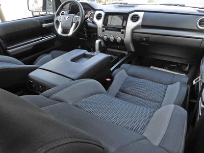 صورة 15 لـ 2016 Toyota TUNDRA
