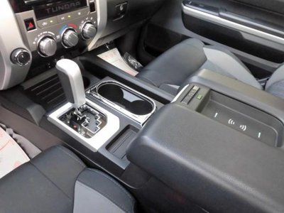 صورة 11 لـ 2016 Toyota TUNDRA
