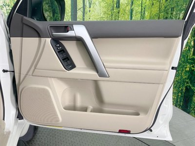 2023 Toyota LAND CRUISER PRADO 照片 40