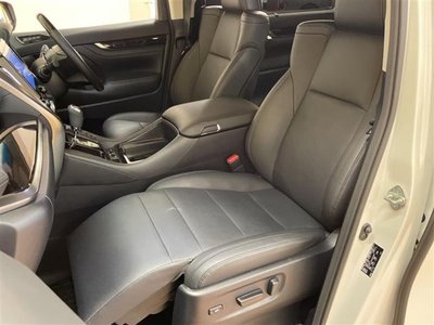 2022 Toyota ALPHARD — фото 32