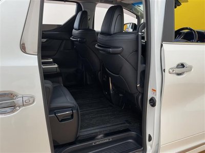 2022 Toyota ALPHARD — фото 26