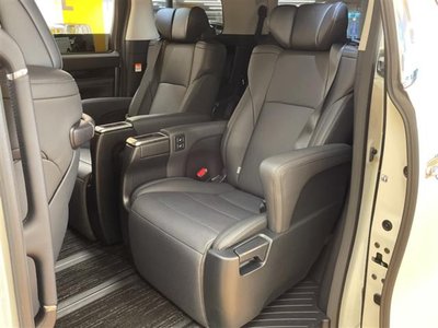 2022 Toyota ALPHARD — фото 28