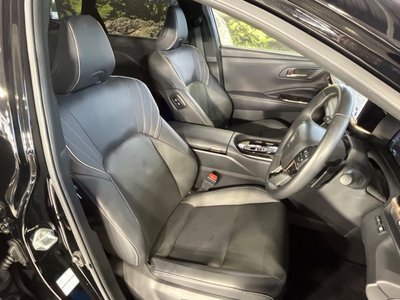 صورة 9 لـ 2025 Toyota CROWN ESTATE