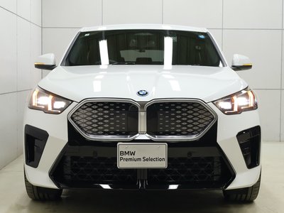 2025 BMW IX2 — миниатюра 5