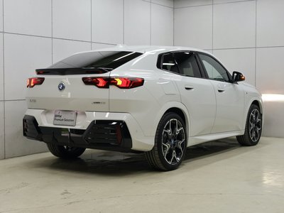 2025 BMW IX2 — миниатюра 2